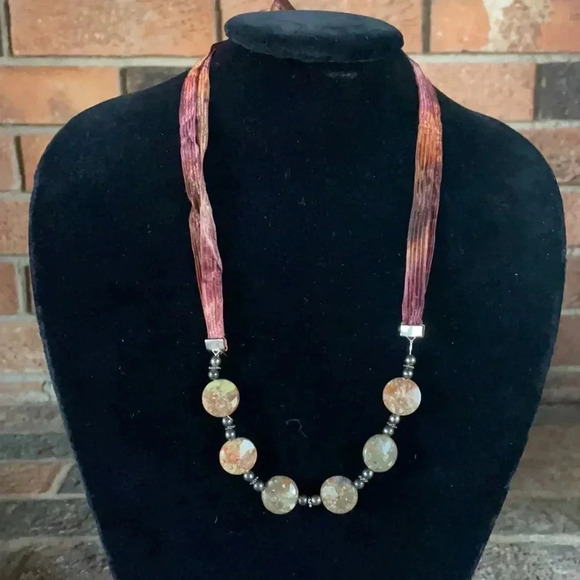 Stone Necklace with Tie‎ - Picture 1 of 3